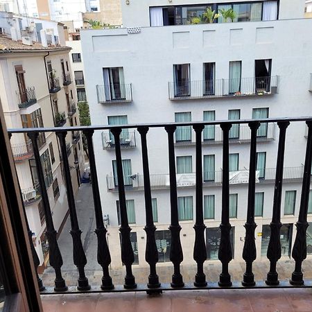 Living Valencia Apartments - Merced Eksteriør bilde