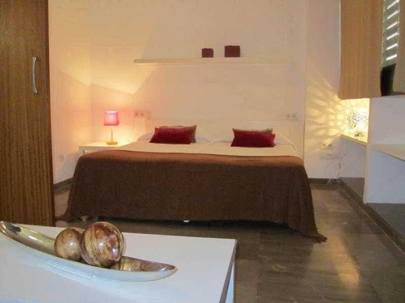 Living Valencia Apartments - Merced Eksteriør bilde