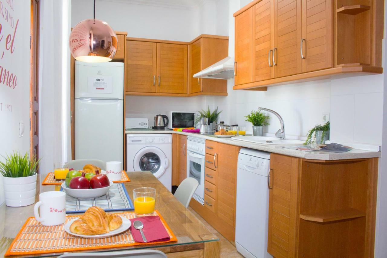 Living Valencia Apartments - Merced Eksteriør bilde
